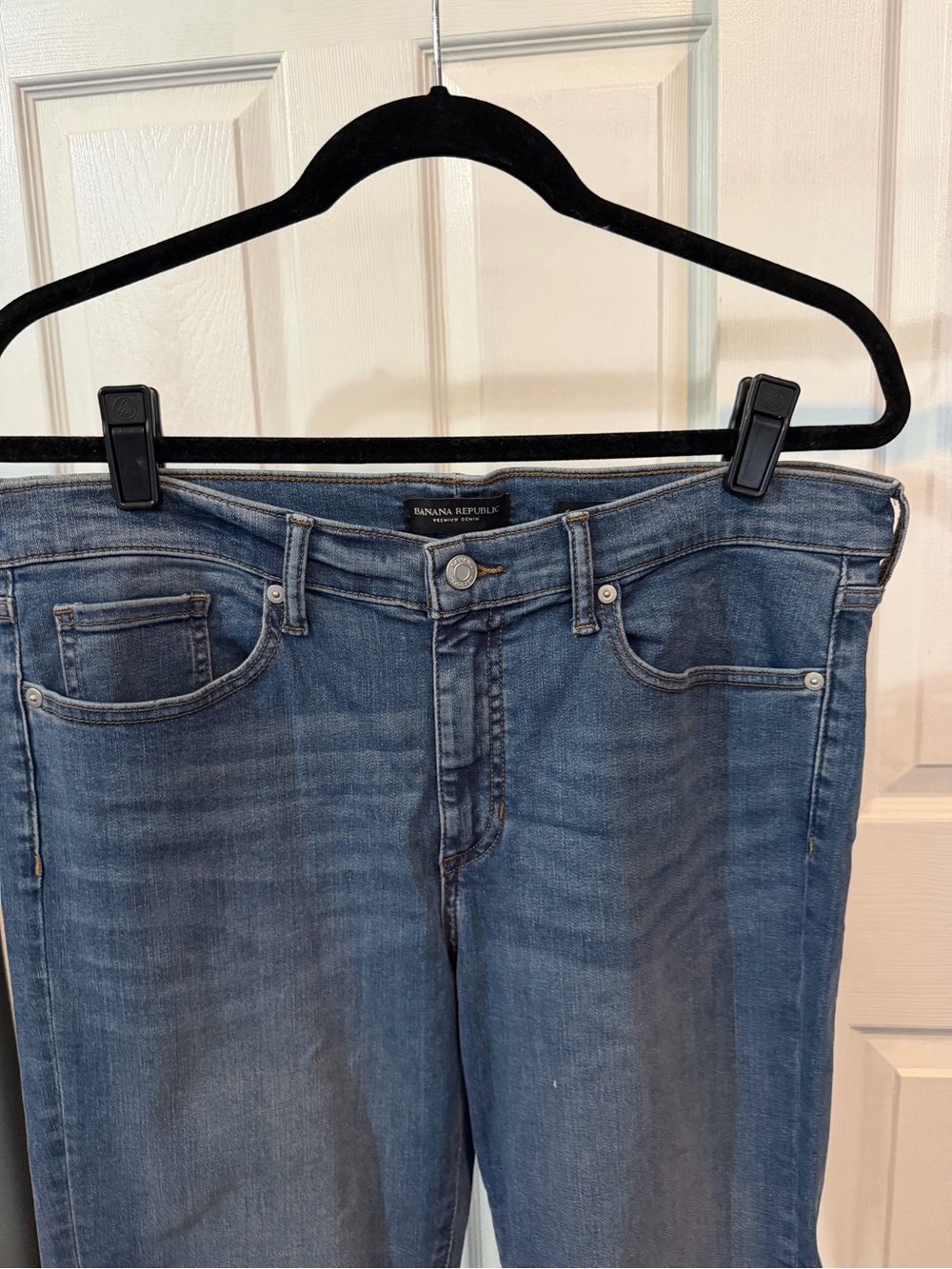 Banana Republic slim straight Women’s Blue Denim Jeans